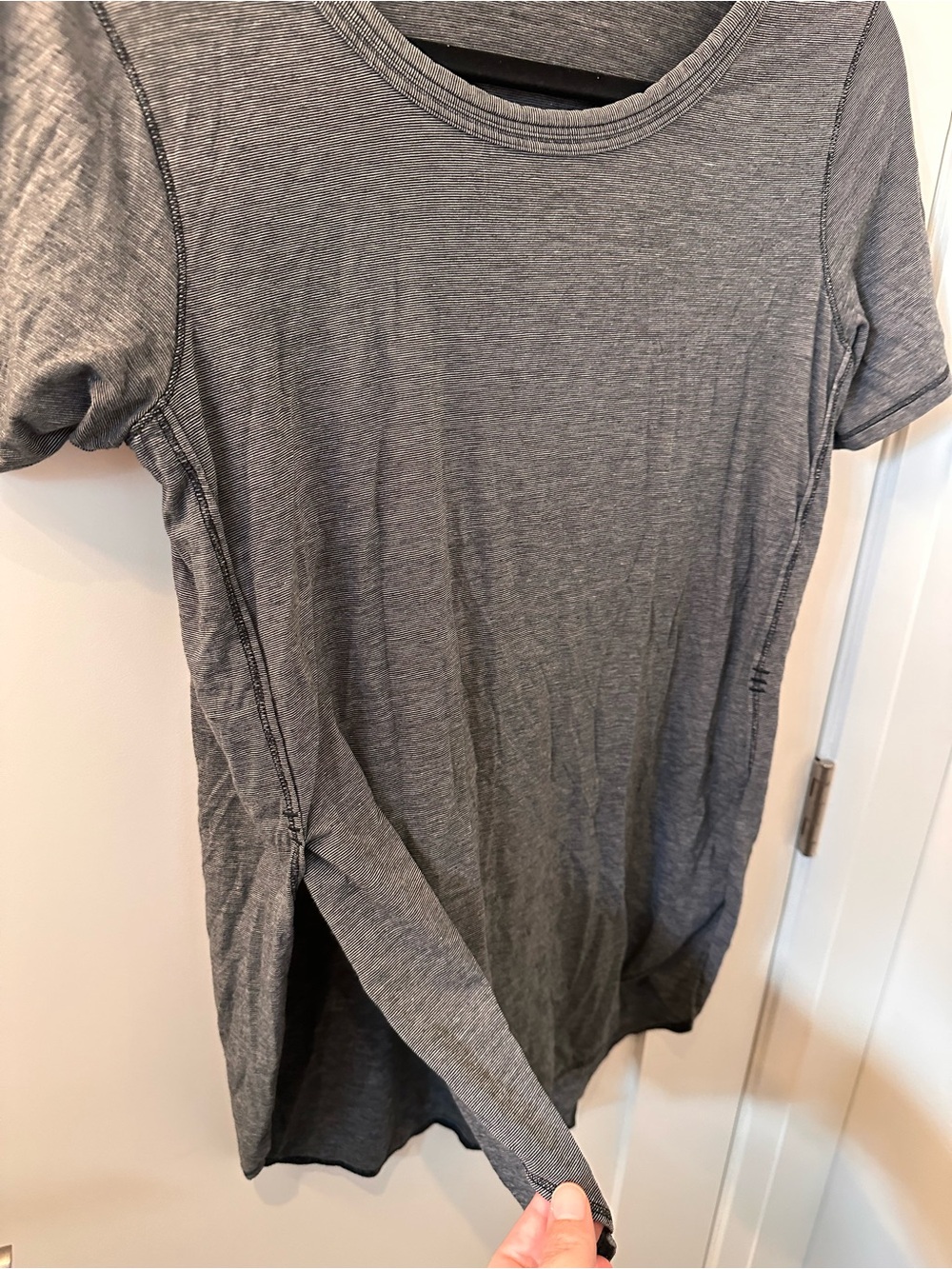Lululemon Om Tee Heathered Gray Side Split Athleisure Shirt